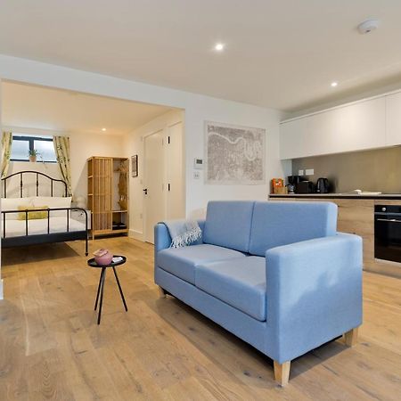 Luxury One Bedroom Greenwich Studio Apartment Near Canary Wharf By Underthedoormat Londen Buitenkant foto