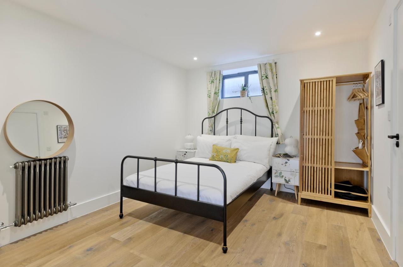 Luxury One Bedroom Greenwich Studio Apartment Near Canary Wharf By Underthedoormat Londen Buitenkant foto